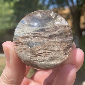 Stunning thousand layer garden quartz, rutile with quartz in quartz tower inside